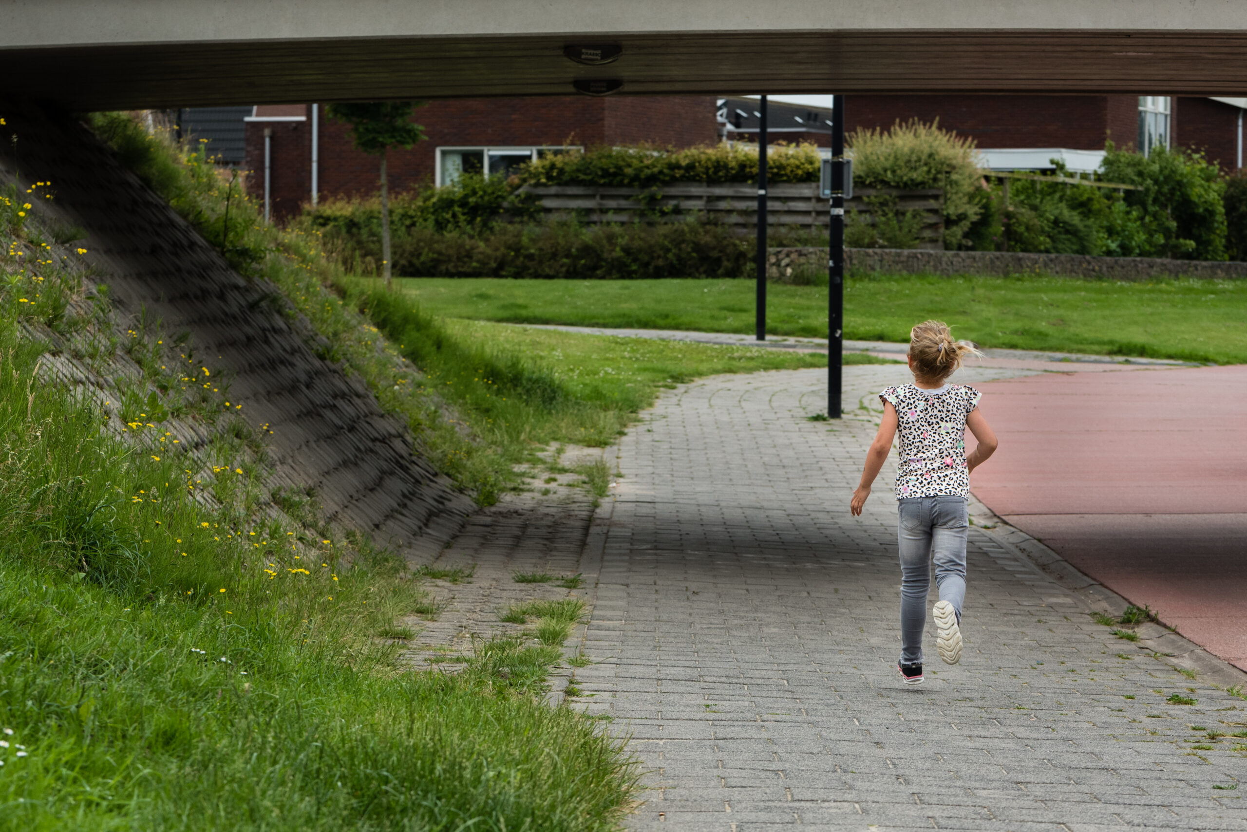 Gezinsreportage: de weg van school naar huis.